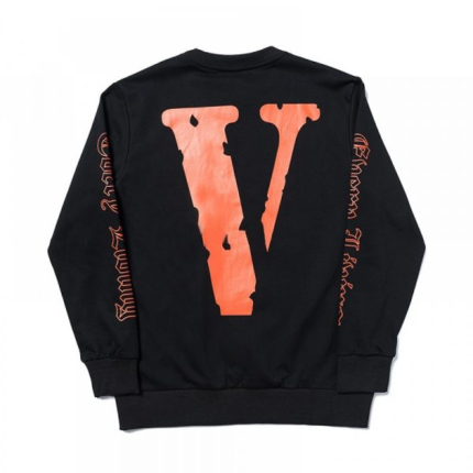 Vlone x OFF-WHITE Sweatshirt in Black: Elevate your street style with this bold and trendy fashion collaboration.